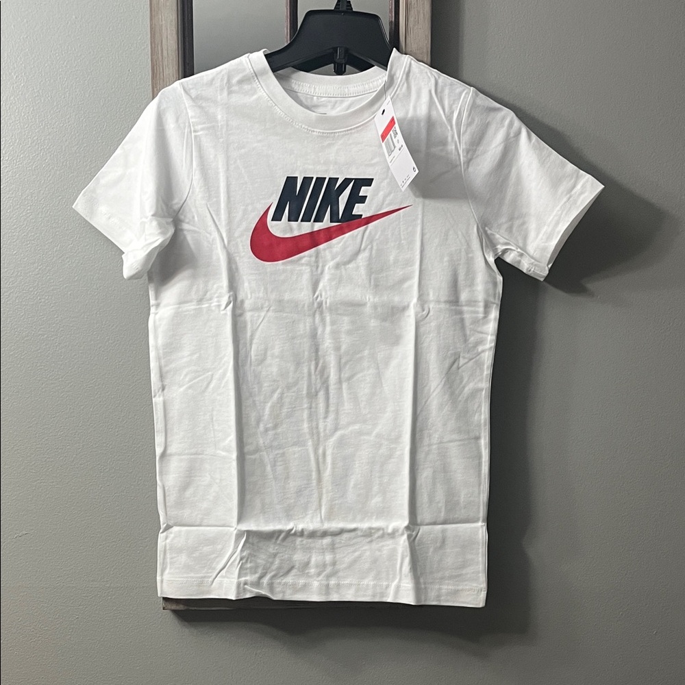 Nike White and Red Logo Men's Tee